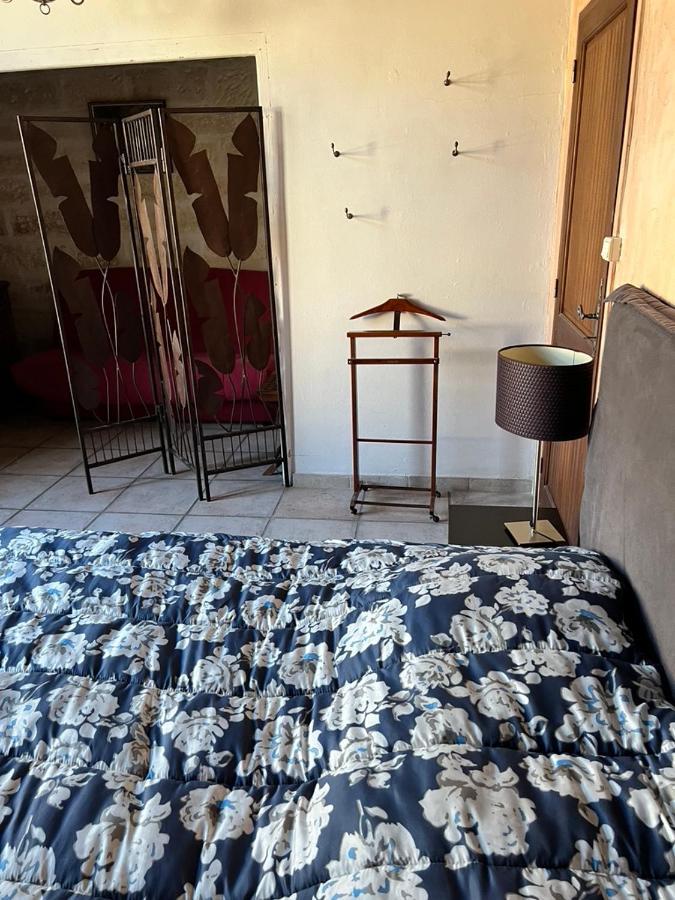 La Maison Sur La Place Aigues-Mortes Exterior foto